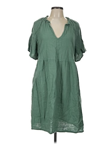 Old Navy Casual Dress (view 1)