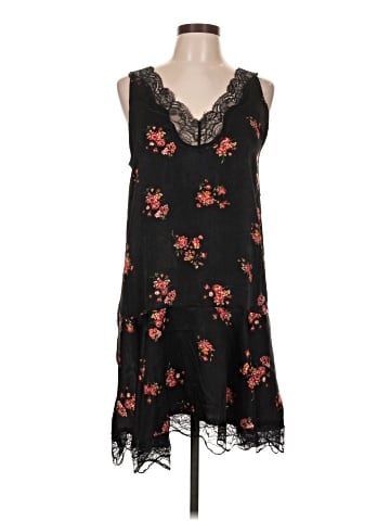 En Creme Casual Dress (view 1)