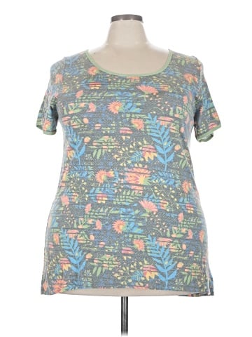 Lularoe Short Sleeve T-Shirt (view 1)