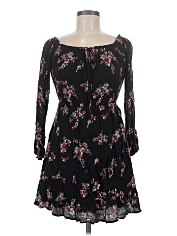 Le Lis Casual Dress (view 1)