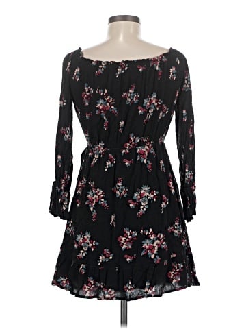 Le Lis Casual Dress (view 2)