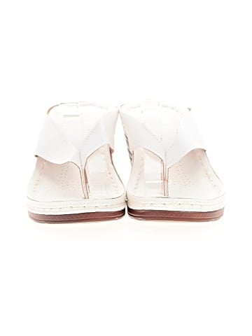 Unbranded Heels (view 2)