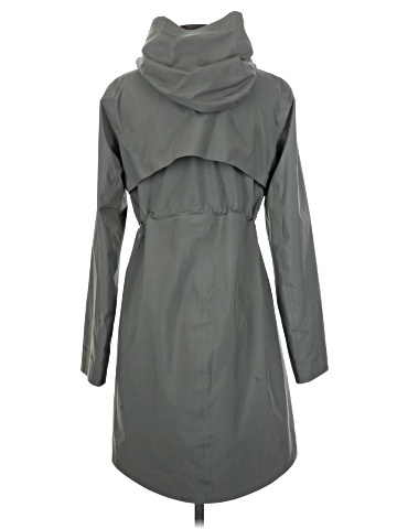 Lululemon Athletica Raincoat (view 2)