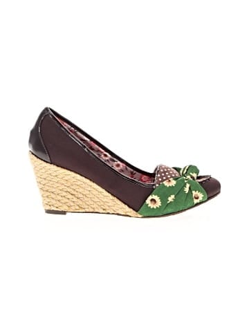 Poetic License Wedges (view 1)