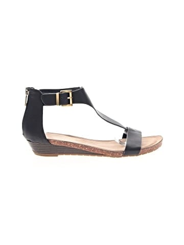 Kenneth Cole REACTION Wedges (view 1)