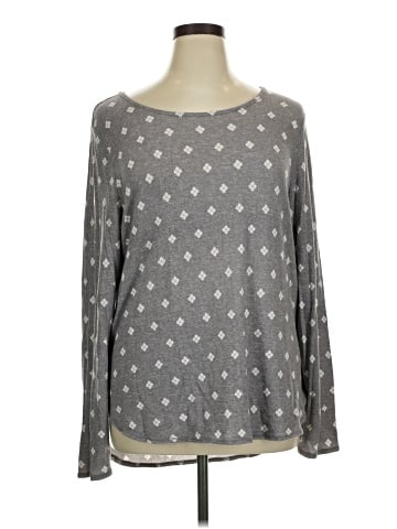 Old Navy Long Sleeve T-Shirt (view 1)