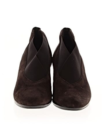 Munro American Ankle Boots (view 2)