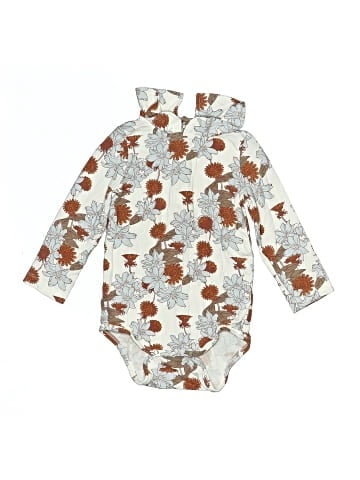 Kate Quinn Organics Long Sleeve Onesie (view 1)