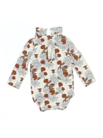Kate Quinn Organics Long Sleeve Onesie (view 2)
