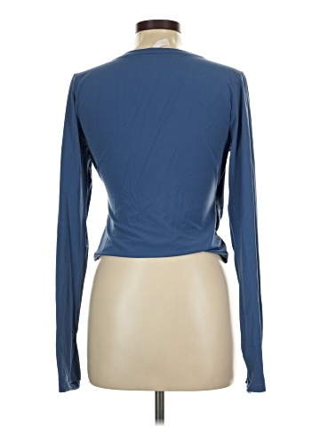 Fabletics Long Sleeve T-Shirt (view 2)