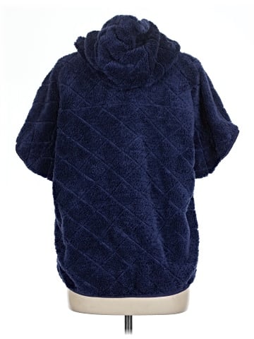 Columbia Poncho (view 2)