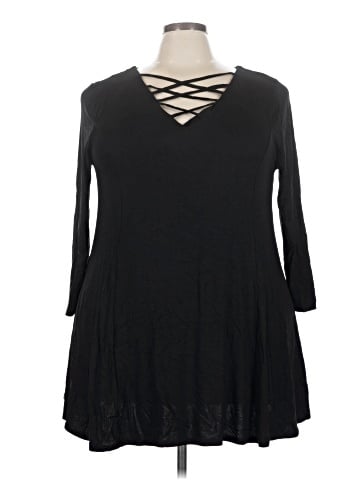 Avenue 3/4 Sleeve Top (view 1)