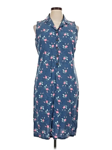 Lizwear by Liz Claiborne Casual Dress (view 1)