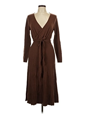 Francesca's Casual Dress (view 1)