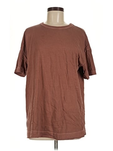 Old Navy Short Sleeve T-Shirt (view 1)