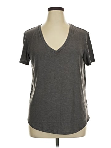 American Eagle Outfitters Short Sleeve T-Shirt (view 1)