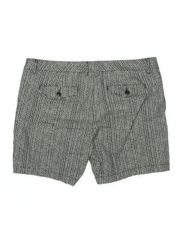 CAbi Shorts (view 2)