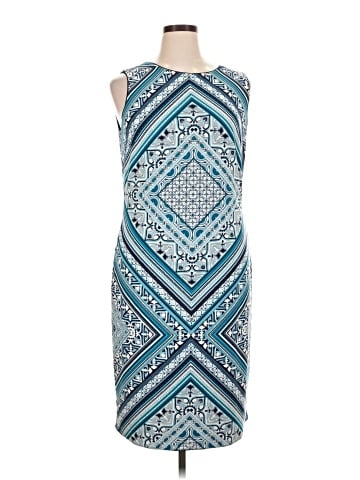 White House Black Market Cocktail Dress (view 1)