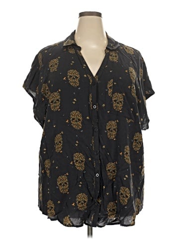 Torrid Short Sleeve Blouse (view 1)