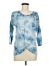 Red Haute Blue 3/4 Sleeve Top Size M - photo 1