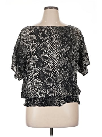 Pure Energy Short Sleeve Blouse (view 1)
