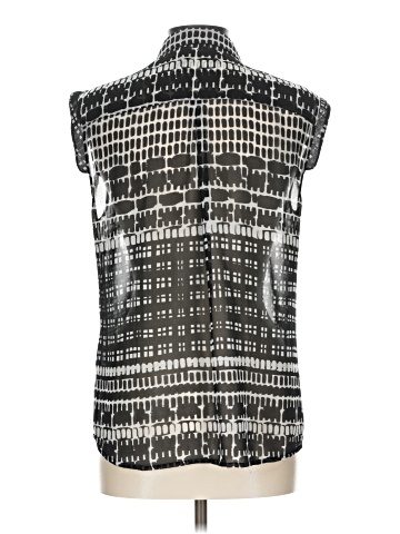 Trouve Sleeveless Blouse (view 2)
