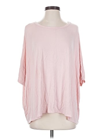 Lularoe 3/4 Sleeve T-Shirt (view 1)