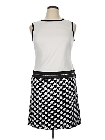 Roz & Ali Casual Dress (view 1)