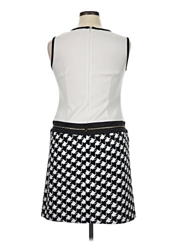 Roz & Ali Casual Dress (view 2)