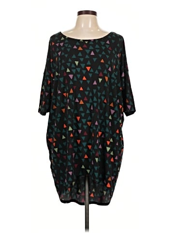 Lularoe 3/4 Sleeve T-Shirt (view 1)