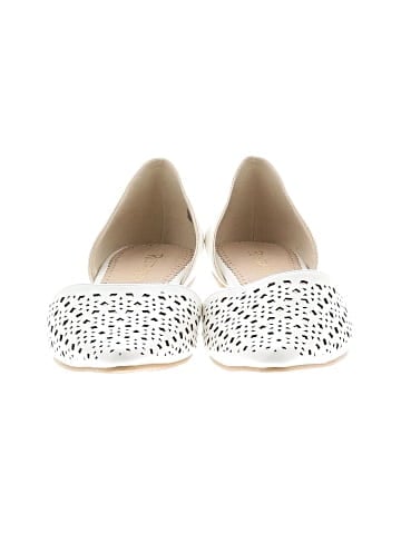 Restricted Shoes Flats (view 2)