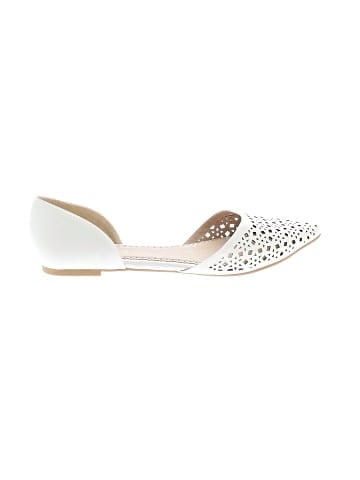 Restricted Shoes Flats (view 1)