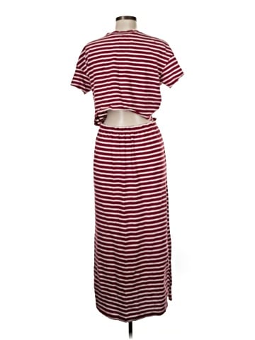 Old Navy Casual Dress (view 2)