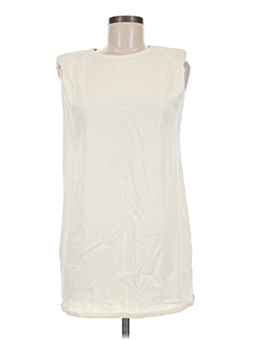 Le Lis Sleeveless Blouse (view 1)