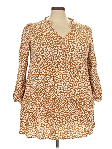 True Craft 3/4 Sleeve Blouse (view 1)