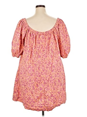 Old Navy Casual Dress (view 2)