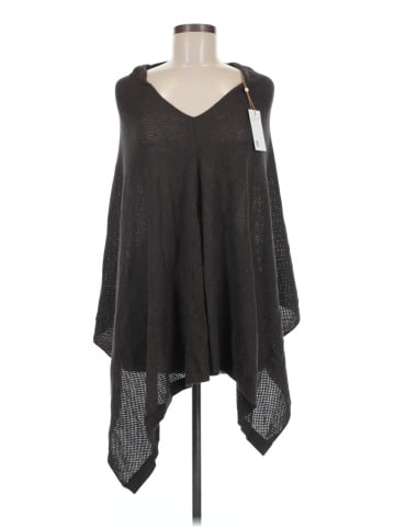 Quince Poncho (view 1)