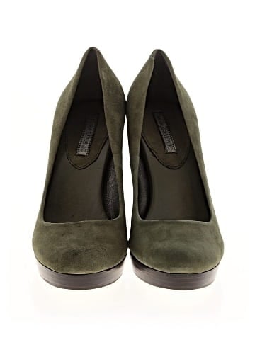 Banana Republic Heels (view 2)