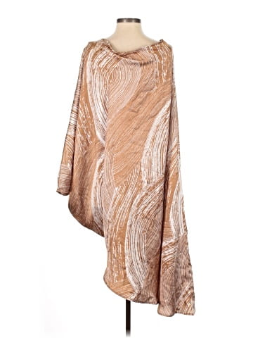 Tyche Poncho (view 2)