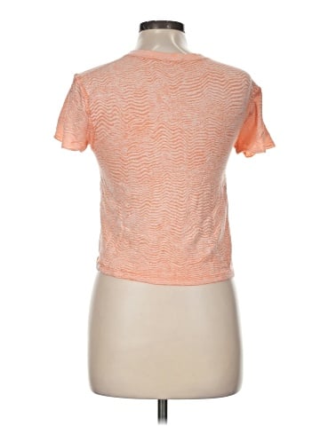 Lululemon Athletica Short Sleeve T-Shirt (view 2)