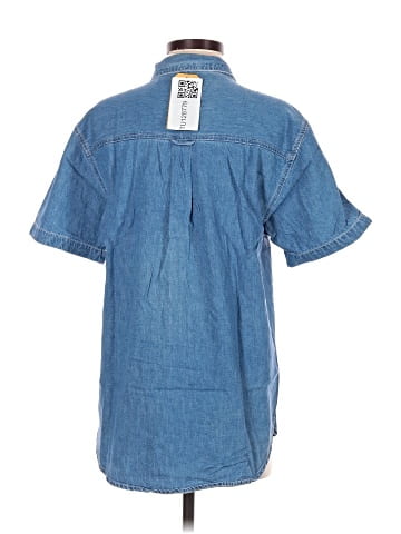 Bobbie Brooks Short Sleeve Button-Down Shirt (view 2)