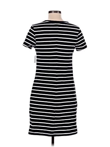 Old Navy Casual Dress (view 2)