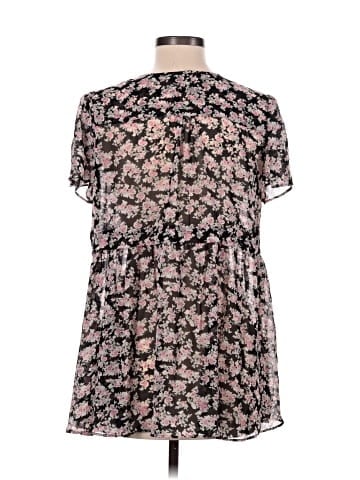 Everleigh Short Sleeve Blouse (view 2)
