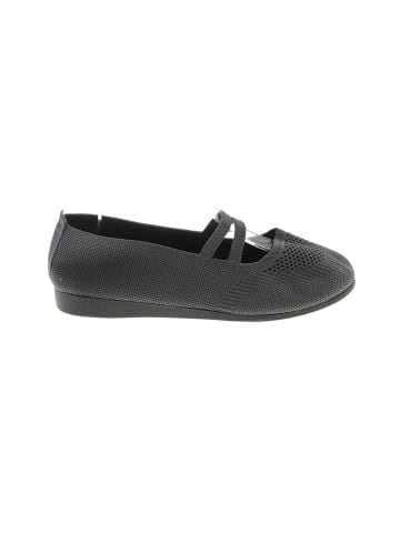 Unbranded Flats (view 1)