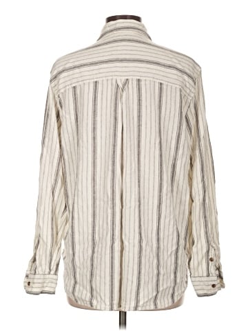 Universal Thread Long Sleeve Button-Down Shirt (view 2)