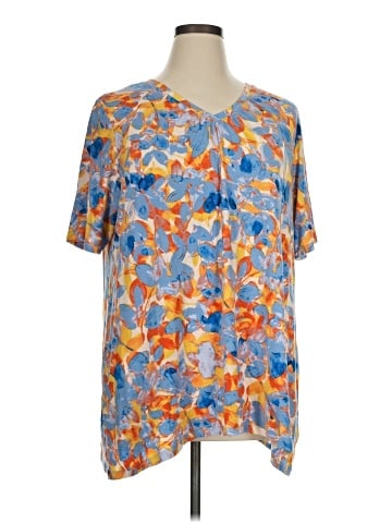LOGO by Lori Goldstein Short Sleeve T-Shirt (view 1)