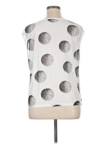 Insight Sleeveless Top (view 2)