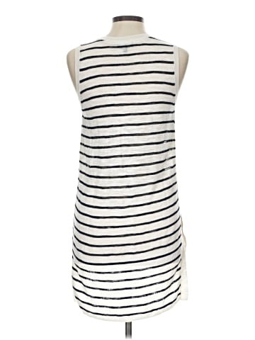 The Limited Sleeveless T-Shirt (view 2)