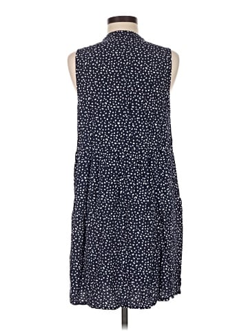 Old Navy Casual Dress (view 2)
