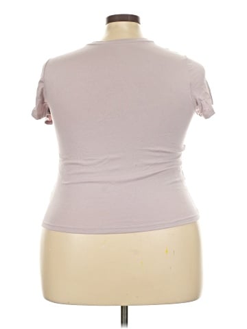 Old Navy Short Sleeve T-Shirt (view 2)